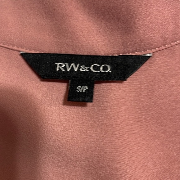 RW&CO | Dusty Rose/Pink | V-Neck | Ruffle | Sleeveless | Blouse | Size S - Picture 7 of 13